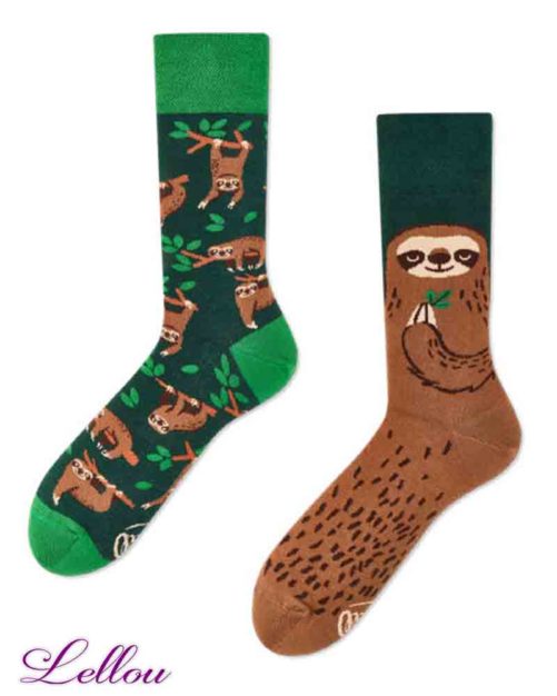 Chaussettes dépareillées Paresseux amusantes et drôles. La vie est trop courte pour des chaussettes ennuyeuses! Production Europe